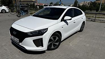 Hyundai Ioniq: 2016 г., 1.8 л, Автомат, Гибрид, Лифтбек