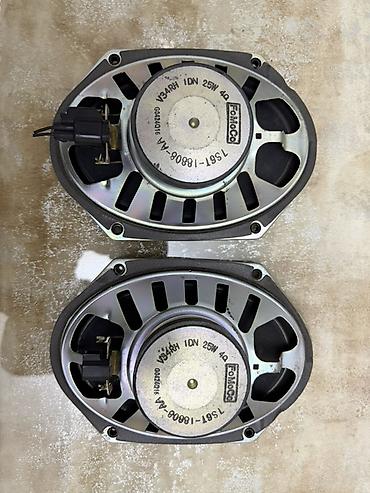 Колонки и сабвуферы: Ford tranzit 2010 un sağ sol zavod kalonkalari ideal veziyyetde cütü — 2