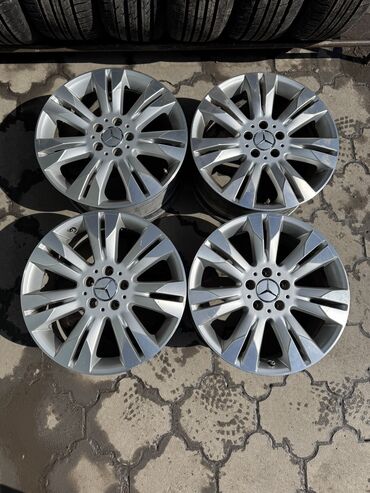 Диски: Литые Диски R 18 Mercedes-Benz, Комплект, отверстий - 5, Б/у — 2
