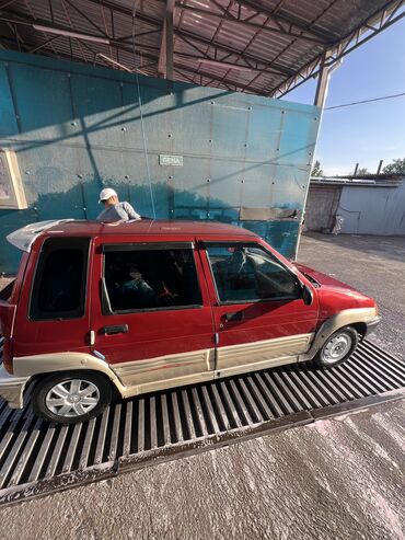срочно срочно продаю машина: Daewoo Tico: 1996 г., 0.8 л, Механика, Бензин, Хетчбек