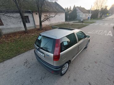 Fiat: Fiat Punto: 1.2 l | 1999 г. 200000 km Hečbek na lalafo.rs — 5 Fiat: Fiat Punto: 1.2 l | 1999 г. 200000 km Hečbek — 5