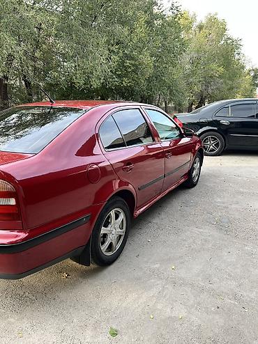 Транспорт: Skoda Octavia: 1997 г., 1.6 л, Механика, Бензин, Седан — 9