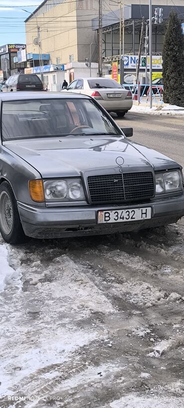 мерс мl: Mercedes-Benz W124: 1989 г., 2 л, Механика, Бензин, Седан