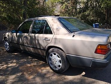 spark 2012: Mercedes-Benz E-Class: 1988 г., Механика, Седан — 3