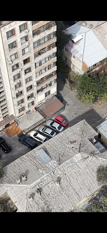 Продажа другой коммерческой недвижимости: 🏢 Продаётся цокольное помещение — 430 м² 📍 Бишкек, 2-я линия от — 16