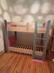 мебель для спальни бу: Oğlan və qız üçün, İşlənmiş, 2 təknəfərlik çarpayı, Yazı masası, Dolab, Komod