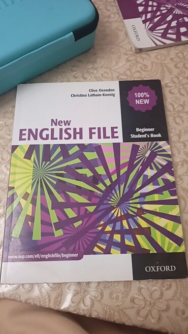 Musiqi alətləri: Məhsul: New English File – Beginner Student’s Book Nəşriyyat: Oxford