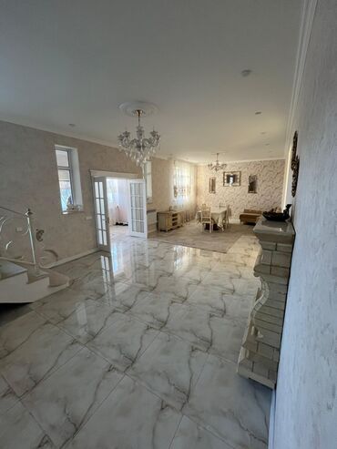 Günlük kirayə evlər: 250 kv. m, 5 otaqlı, Qaz, İşıq, Su — 11