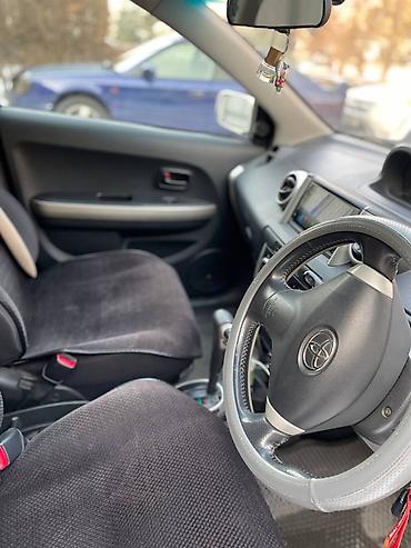 Toyota: Toyota ist: 2002 г., 1.5 л, Автомат, Бензин, Хэтчбэк — 7