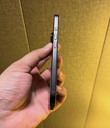 Apple iPhone: IPhone 16, 128 GB, Qara, Zəmanət, Simsiz şarj, Face ID — 4