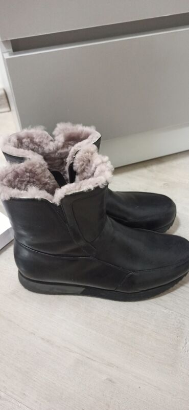 обувь зимние: Сапоги, 40, цвет - Черный