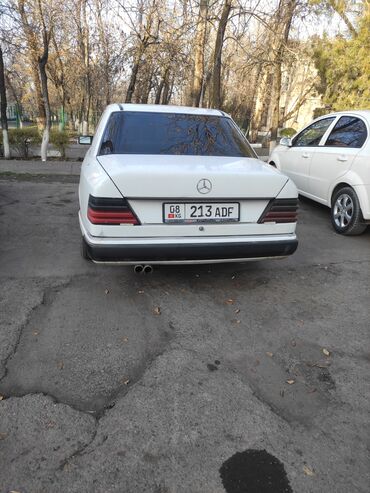 Транспорт: Mercedes-Benz W124: 1987 г., 2.3 л, Механика, Газ, Седан