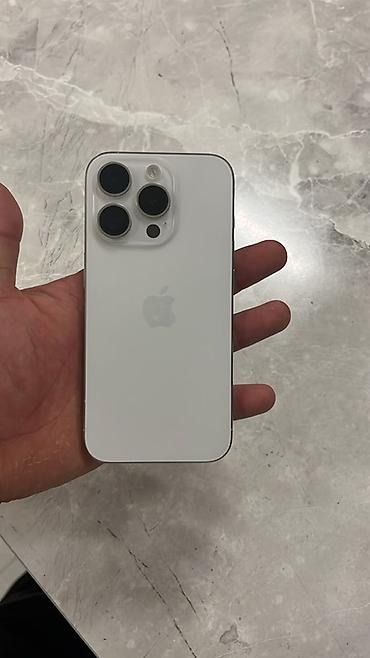 продаю титан: IPhone 15 Pro, белый/серебристый цвет корпуса. Характеристики и — 1