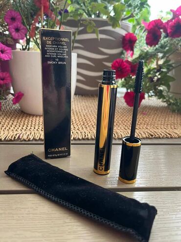 Šminka: Sminka na veliko i malo
mn — 7