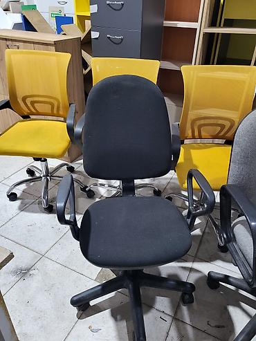 Ofis və oyun kresloları: İşlənmiş, Təkərli, Qolları tənzimlənmir, Parça — 3