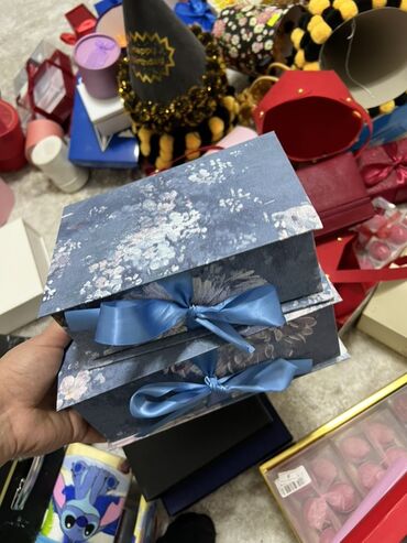 Hədiyyə bağlamaları: Hədiyyə paketi, Yeni, Ödənişli çatdırılma — 23