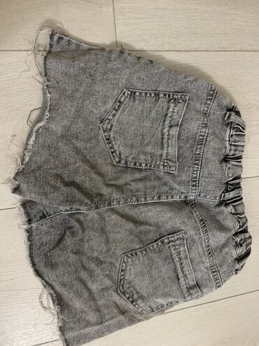 женские джинсовые шорты с гипюром: Прямые, Gloria Jeans, Средняя талия
