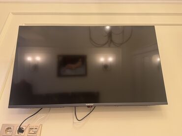 магнитола с выдвижным экраном: Телевизор Samsung, диагональ около 40 ( 95*55 см) Плоская LED-панель
