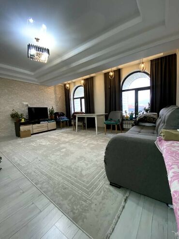 Продажа квартир: 2 комнаты, 70 м², Индивидуалка, 4 этаж, Евроремонт — 28