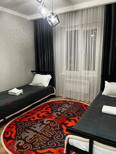 Посуточная аренда квартир: 3 комнаты, Душевая кабина, Постельное белье, Кондиционер — 7