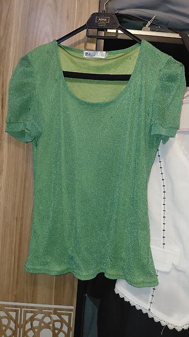 qar geyimi: Maksimun 10 alana 1 manatdan Qadın üst geyimləri dəsti 1) Ağ T‑shirt — 9