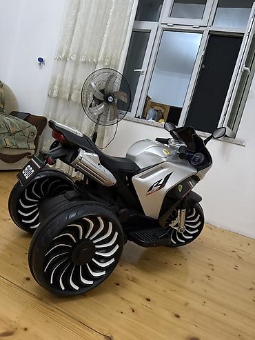 ucuz usaq oyuncaqlari: Uşaq üçün elektrikli motosiklet (4 təkərli) Bateryasında problem var — 4