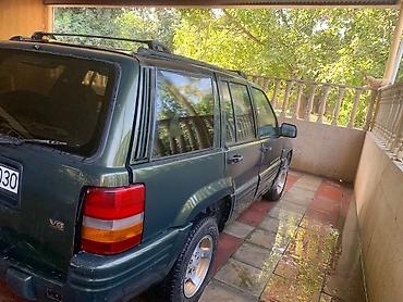 Jeep: Jeep Grand Cherokee (ZJ), tünd yaşıl rəng, V8 mühərrik. Texniki və — 3