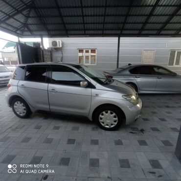 Toyota: Toyota ist: 2004 г., 1.3 л, Автомат, Бензин, Хэтчбэк — 2