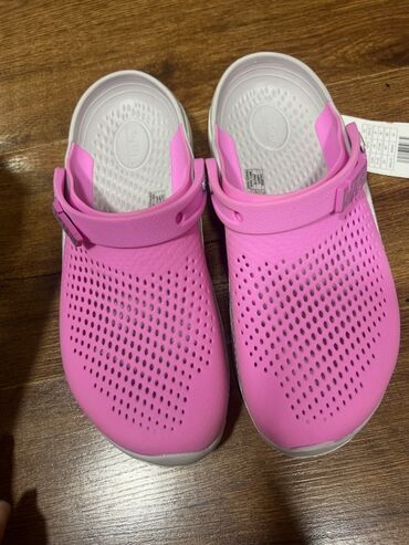 Сабо: Сабо, 41, Crocs, Новый, цвет - Розовый, Самовывоз, Платная доставка