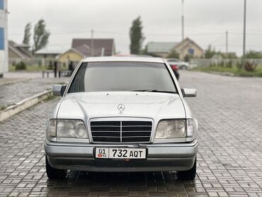 ���������� �������� ������������: Mercedes-Benz E 220: 1993 г., 2.2 л, Автомат, Бензин, Седан