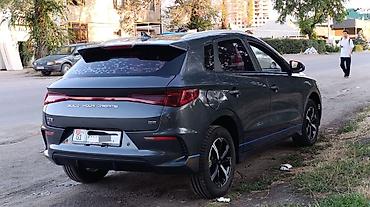 byd e1: BYD E2: 2021 г., Электромобиль, Кроссовер — 4