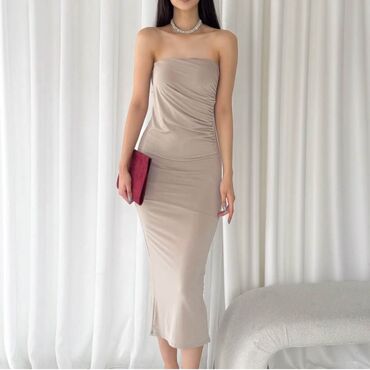 Dresses: S (EU 36), M (EU 38), L (EU 40), color - Beige, Other style, Without sleeves