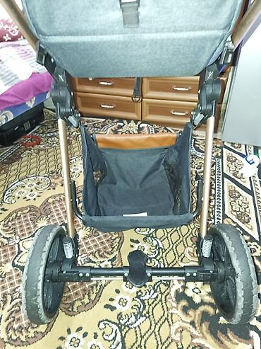 Gəzinti arabaları: Yaş: 30 ay — 12