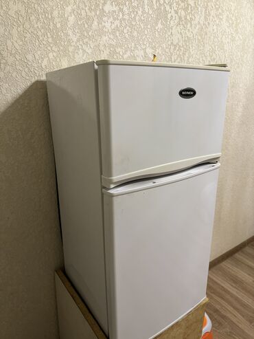 Холодильники: Холодильник Atlant, Б/у, Многодверный