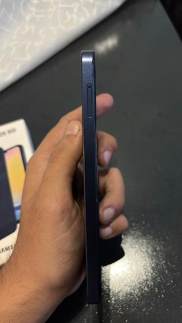 iphon 7s: Samsung Galaxy A25, 256 GB, rəng - Qara, Barmaq izi — 7