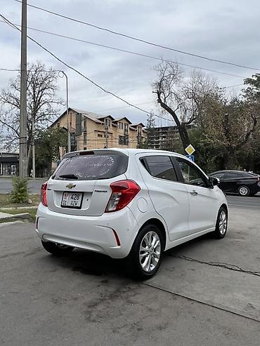 аренда авто спарк: Chevrolet Spark: 2019 г., 1 л, Автомат, Бензин, Хэтчбэк — 4