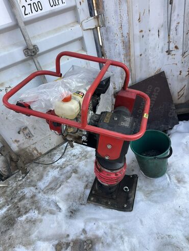 Другая строительная техника: Виброоборудование для уплотнения грунта и оснований: - Бензиновый — 1