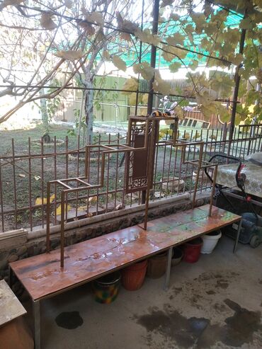 настенная полка под телевизор бишкек: Декор для дома и сада, Самовывоз