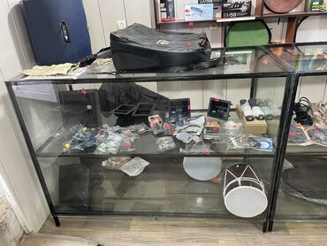 işlənmiş taxta qapılar: Suse vitrin. Satilir olcusu 90 sm hundurluyu qirigi cati yoxdur