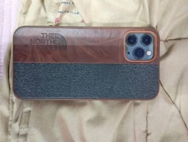 кронштейн кондиционер: IPhone 16 Pro, Колдонулган, 64 ГБ, Каптама