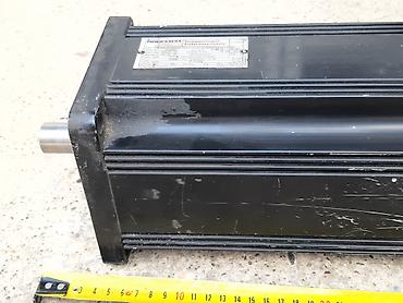 Elektromotori: Servo motor MAC 093C, sa enkoderom i kocnicom Precnik osovine je 24mm — 13