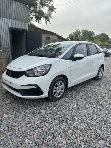 требуется фасовщица: Honda Fit: 2022 г., 1.5 л, Вариатор, Бензин, Универсал