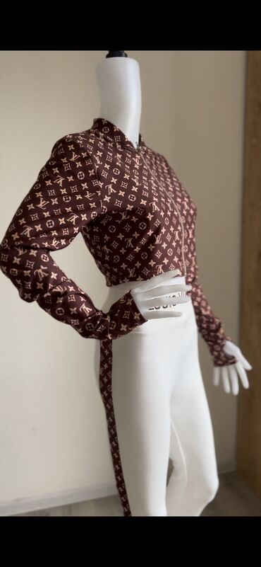 İdman geyimləri: Elaqe ucun wp — 11