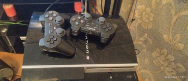 пульт playstation 4: İdeal vəziyyətdədir heç bir prablemi yoxdu içində son oyunlar var