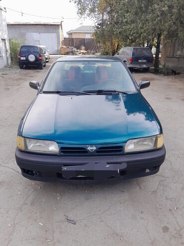 машина жалалабат: Nissan : 1996 г., 1.6 л, Механика, Бензин, Седан