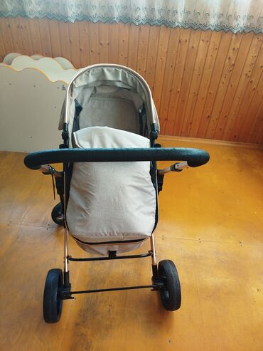 Araba-beşiklər: Çıxarıla bilən beşikli araba — 8