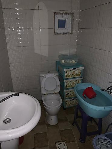 Həyət evləri və villaların satışı: 2 otaqlı, 48 kv. m, Orta təmir — 4