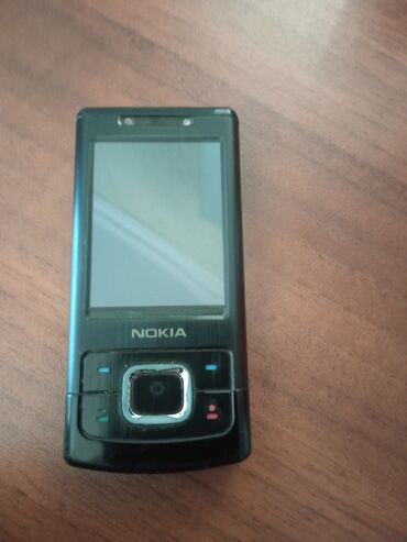 nokia 2700 classic: Nokia 1, rəng - Qara, Düyməli