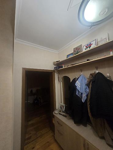 astara ev satılır: Mehdiabad Qəsəbəsində yerləşir. TamsStore'la üzbəüz məhəllədə. Şəxsi — 3