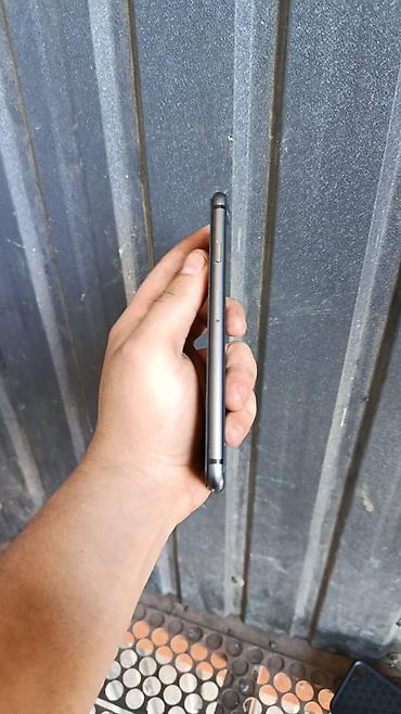 cd disk: IPhone 8, 64 ГБ, цвет Space Gray Характеристики и детали: - Модель — 5